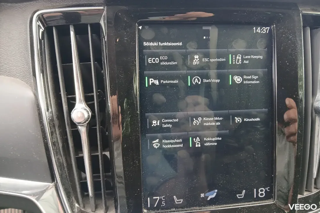Volvo V90 MOMENTUM 2.0 110kW