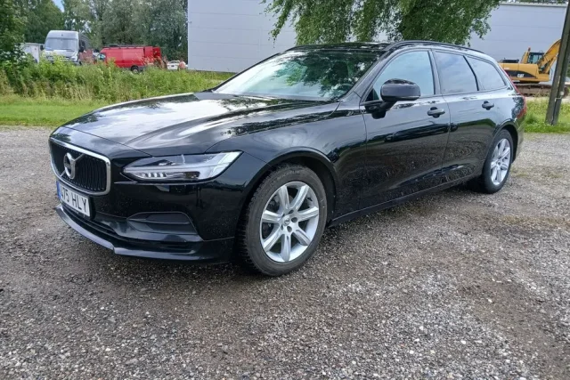 Image of Volvo V90 MOMENTUM 2.0 110kW