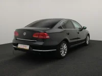 Volkswagen Passat 3.6 220kW thumbnail