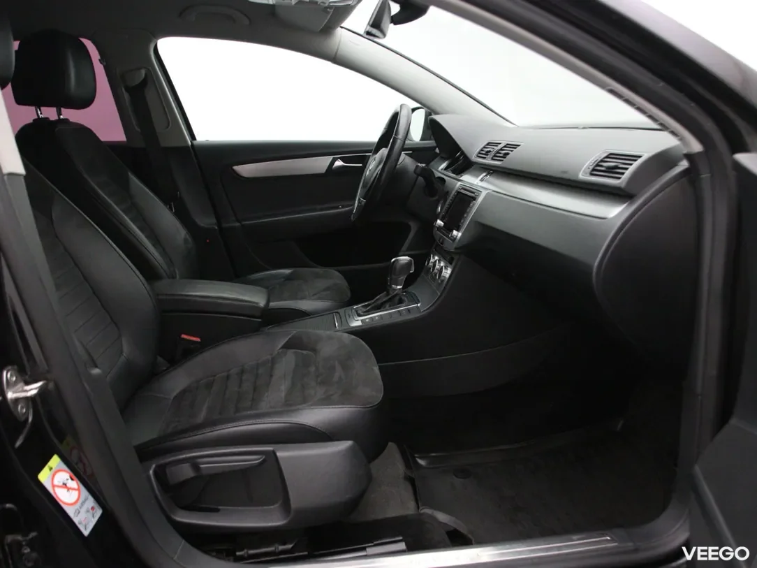 Volkswagen Passat 3.6 220kW