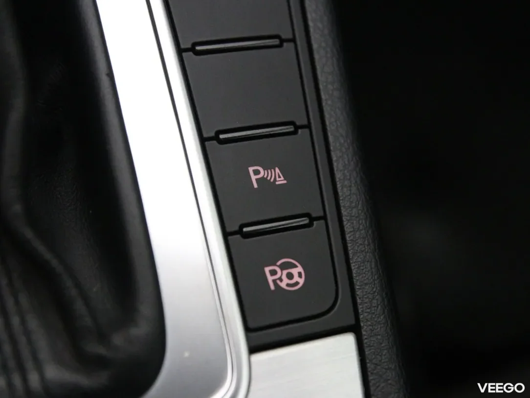 Volkswagen Passat 3.6 220kW