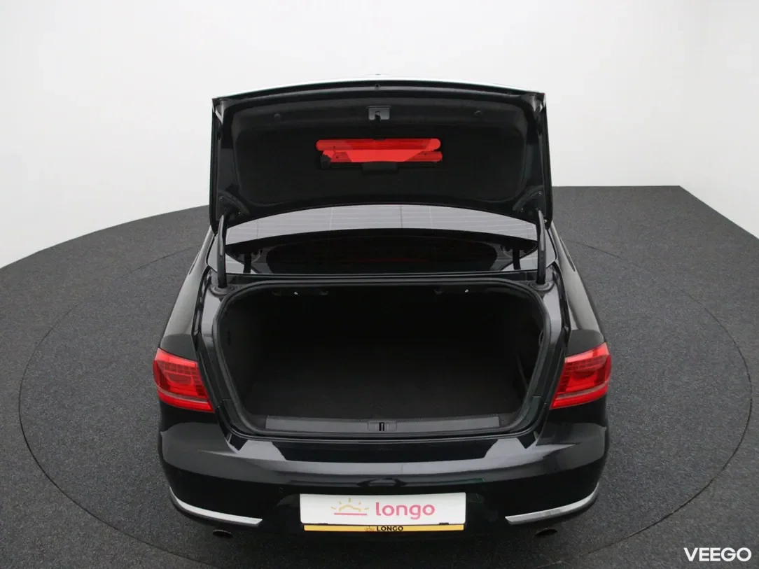Volkswagen Passat 3.6 220kW