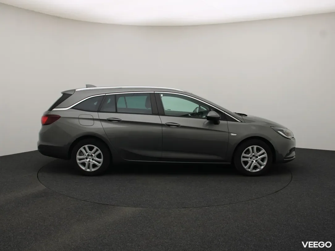 Opel Astra 1.6 81kW