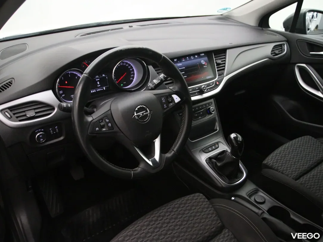 Opel Astra 1.6 81kW