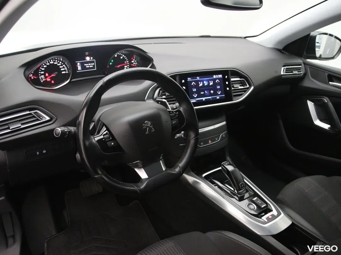 Peugeot 308 1.5 96kW