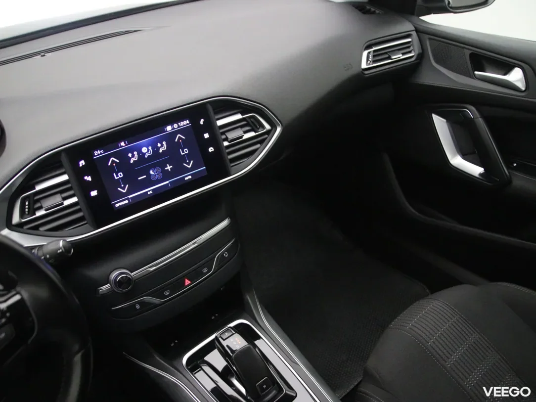 Peugeot 308 1.5 96kW