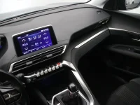 Peugeot 3008 1.2 96kW thumbnail