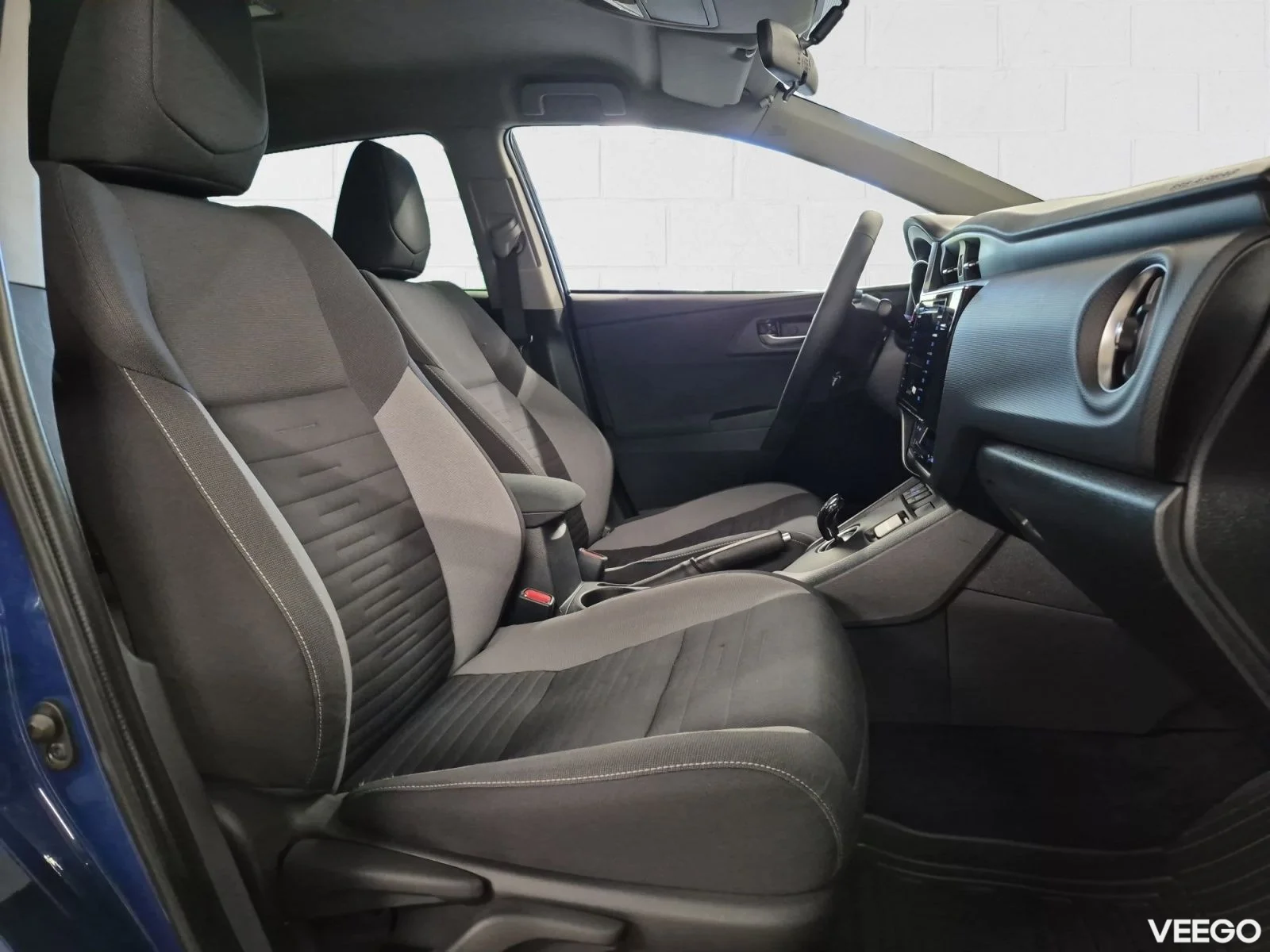 Toyota Auris Hybrid 1.8 73kW