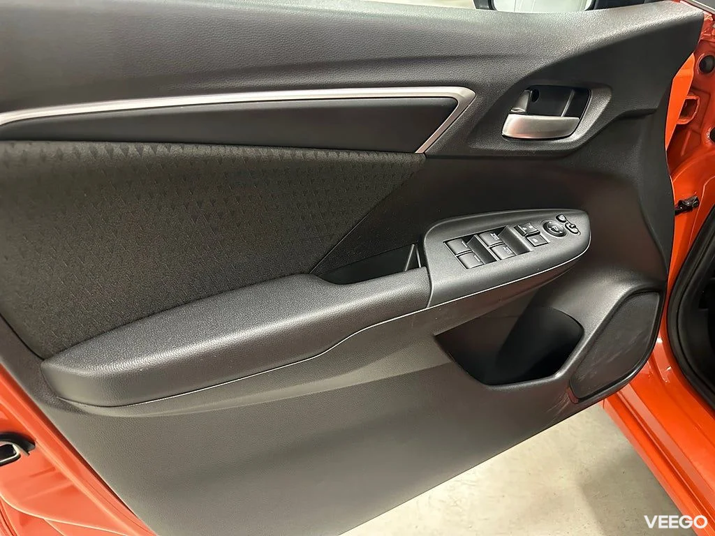 Honda Jazz 1.3 Elegance ADAS / Keyless / Backkamera 75kW
