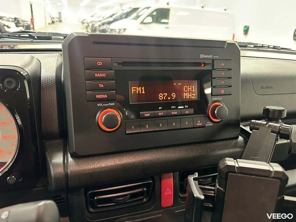 Suzuki Jimny Torakku 1.5 VVT AllGrip/ Lågväxel / Svensksåld 75kW