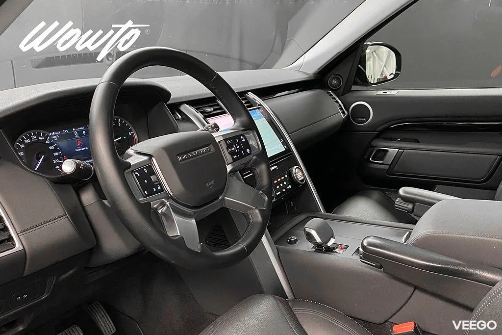 Land Rover Discovery D250 SE 7-Sits /Pano /Drag 183kW