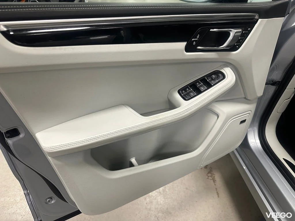 Porsche Macan GTS PDK 440hk / Luft / BOSE / 18-vägs / Drag 324kW