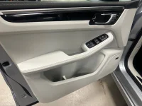 Porsche Macan GTS PDK 440hk / Luft / BOSE / 18-vägs / Drag 324kW thumbnail