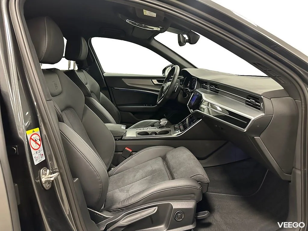 Audi A6 Avant 55 TFSI e quattro S line 367hk / Matrix / Drag 195kW