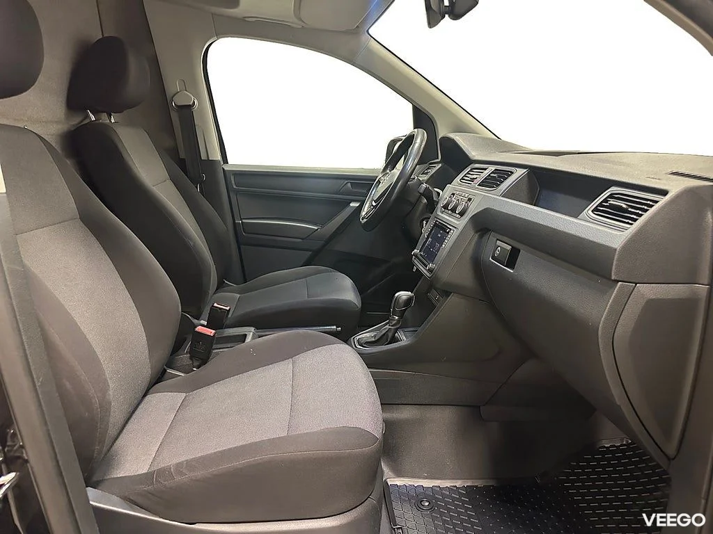 Volkswagen Caddy 2.0 TDI DSG 102hk / Värmare / Drag / Xenon 75kW