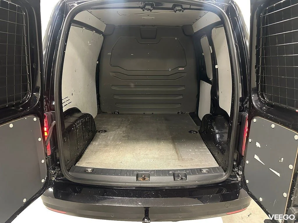 Volkswagen Caddy 2.0 TDI DSG 102hk / Värmare / Drag / Xenon 75kW
