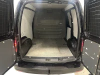 Volkswagen Caddy 2.0 TDI DSG 102hk / Värmare / Drag / Xenon 75kW thumbnail