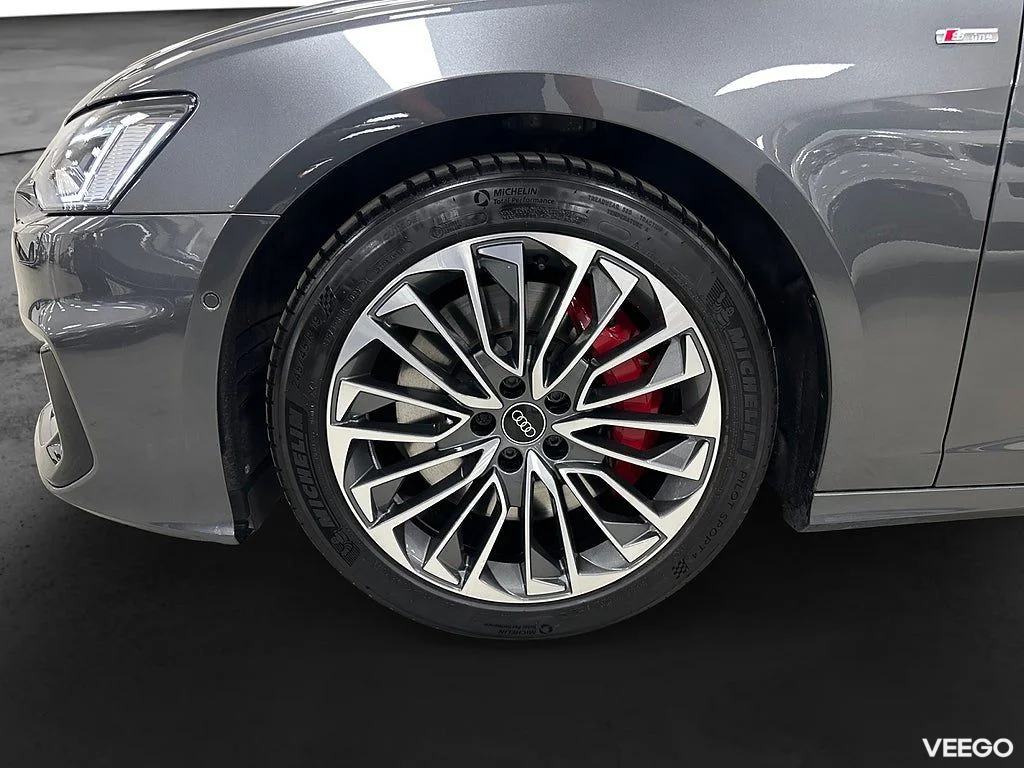 Audi A6 Avant 55 TFSI e quattro S line 367hk / Matrix / Drag 195kW
