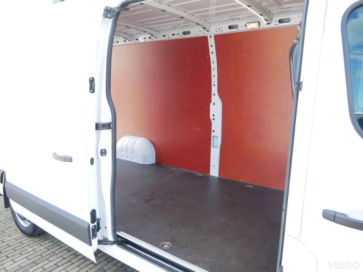 Renault Master L3H2 2.3 110kW