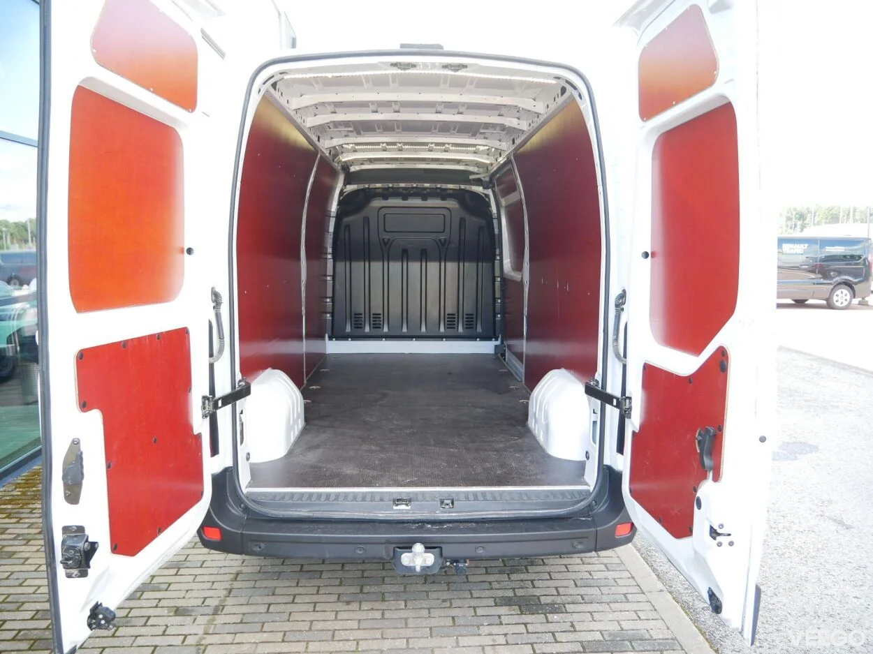 Renault Master L3H2 2.3 110kW