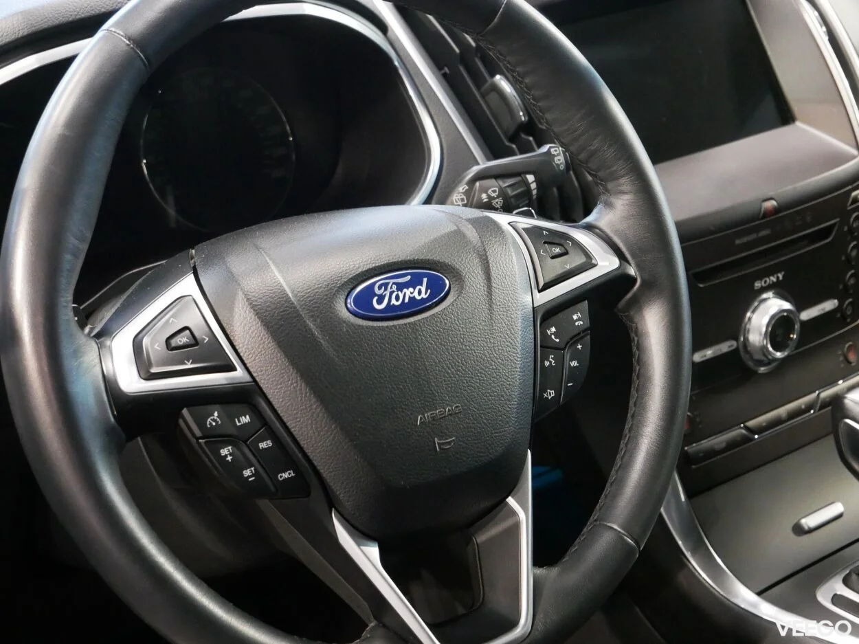 Ford S-MAX AWD 2 132kW