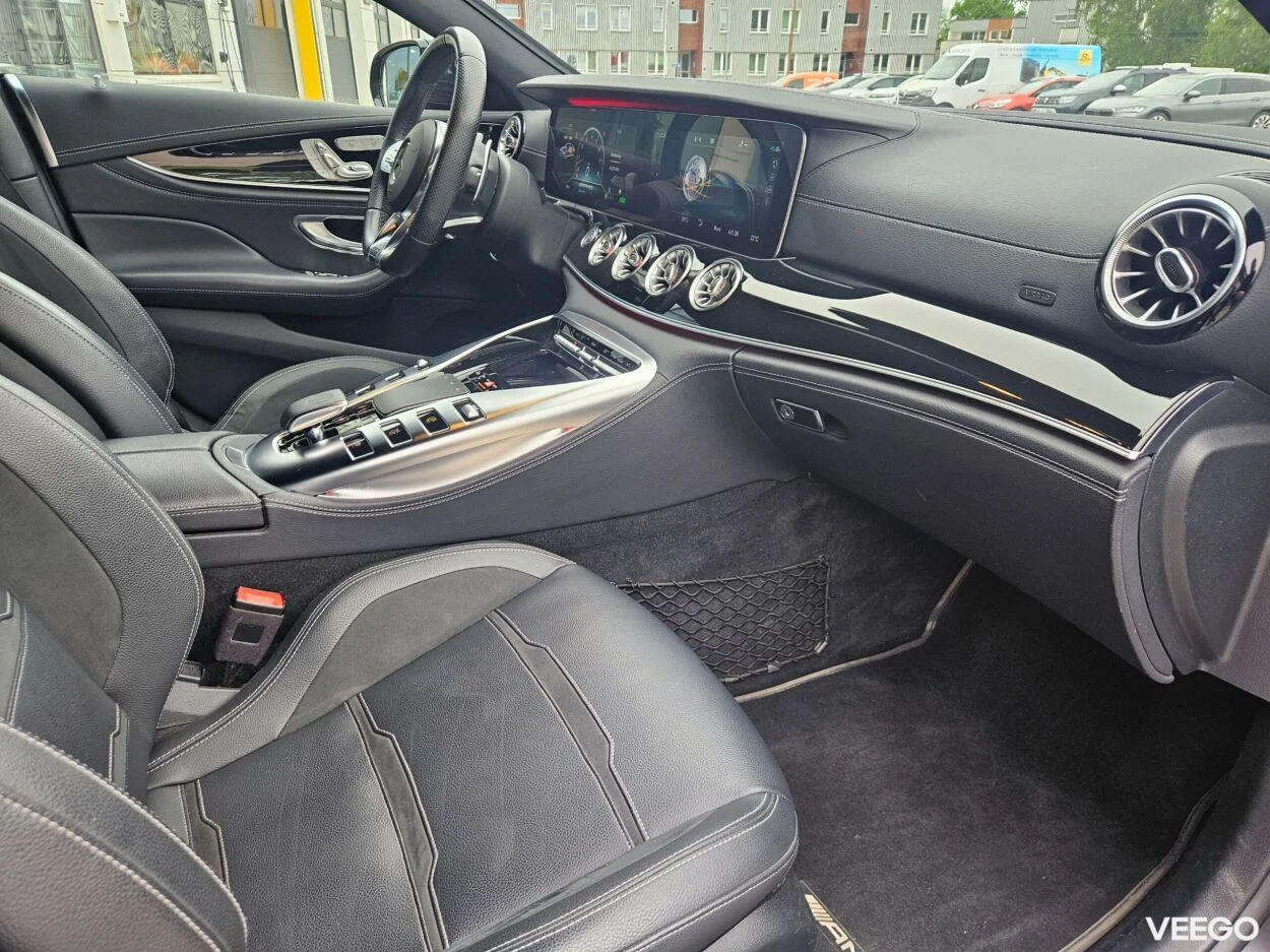 Mercedes-AMG GT AMG 4MATIC+ 3 270kW