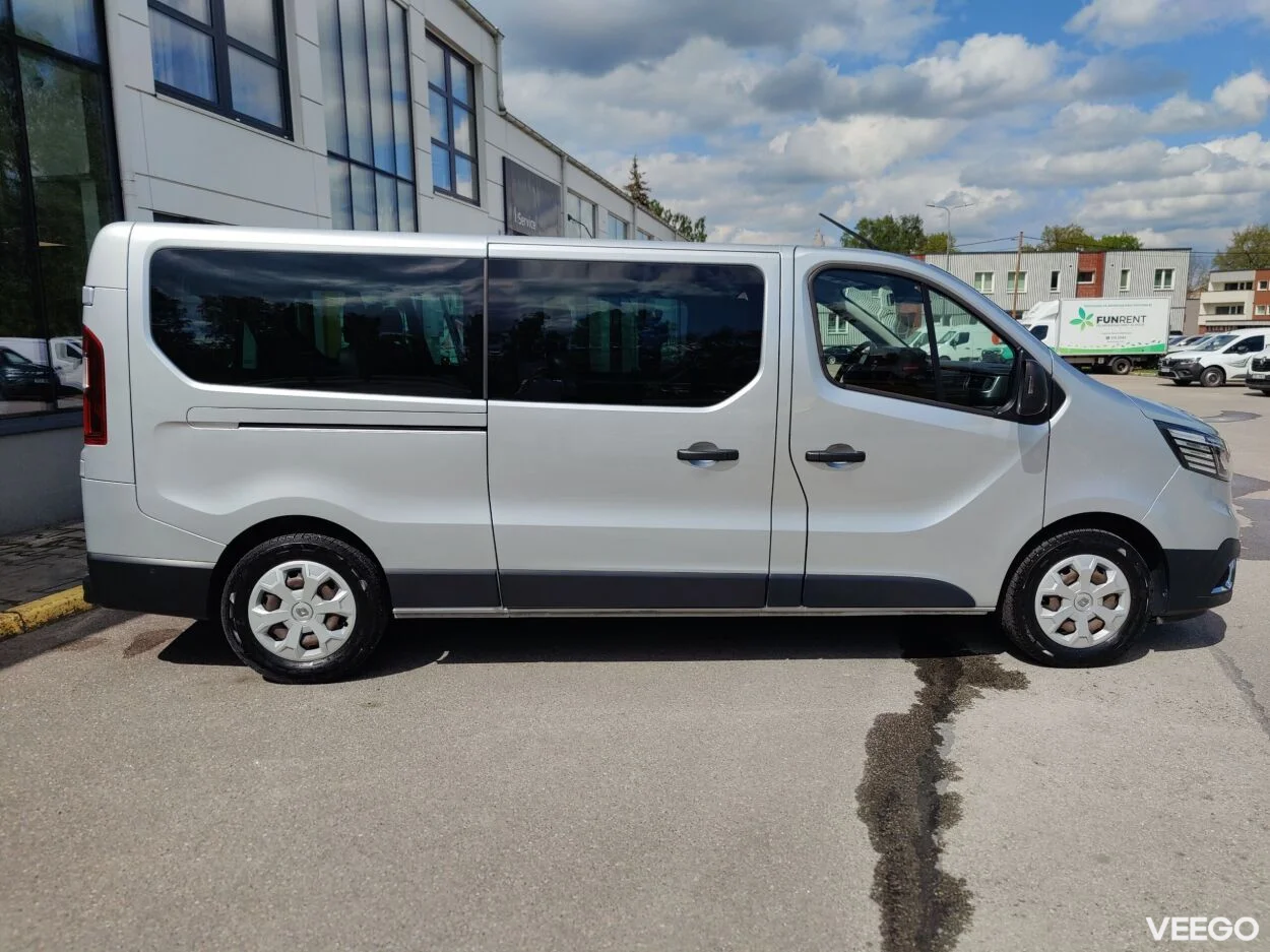 Renault Trafic Passanger Pack Clim L2H1 2 110kW