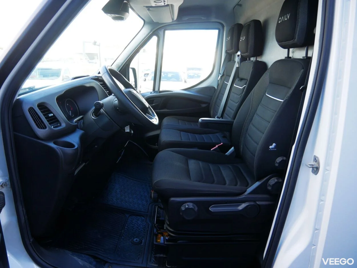 Iveco Daily 35S18 Hi-Matic 3 129kW