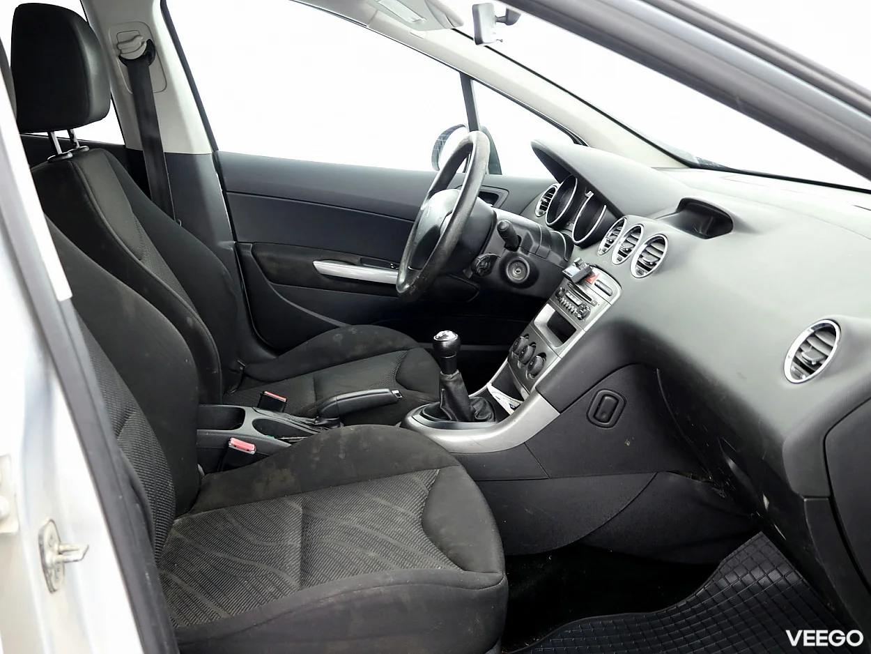 Peugeot 308 1.6 68kW