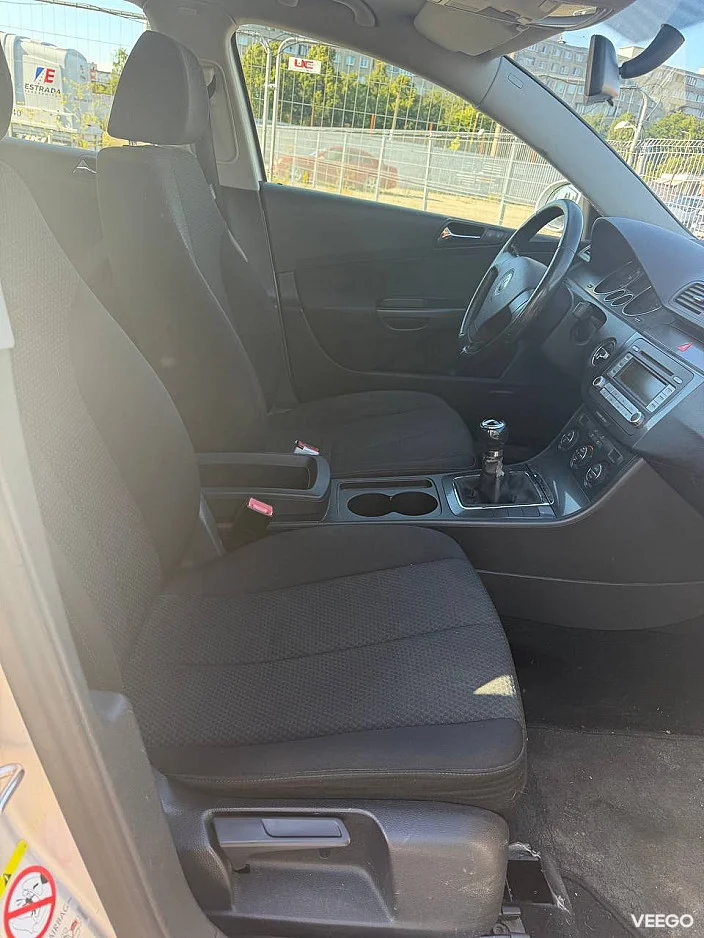 Volkswagen Passat 1.6 75kW
