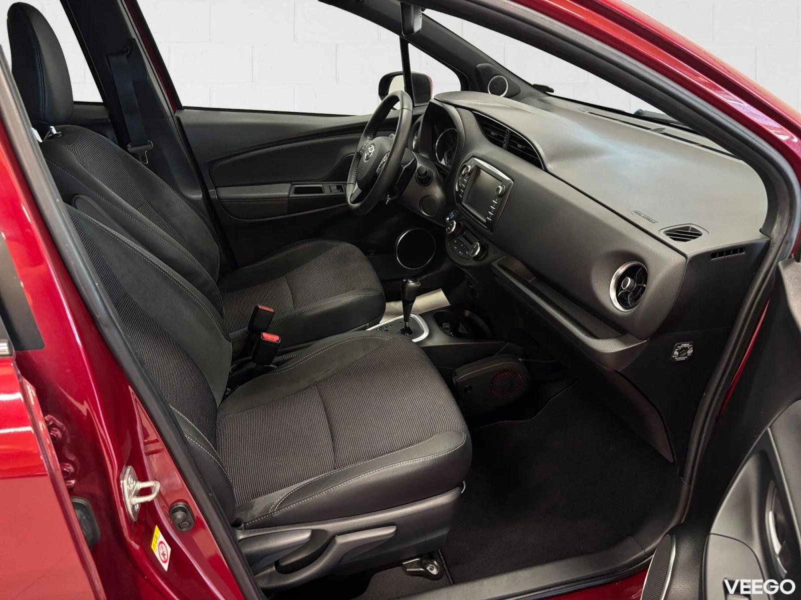 Toyota Yaris Luxury 1.5 82kW