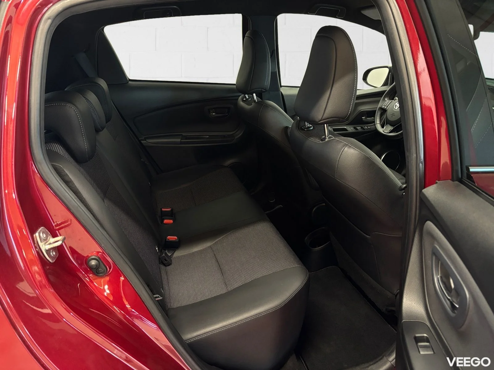 Toyota Yaris Luxury 1.5 82kW