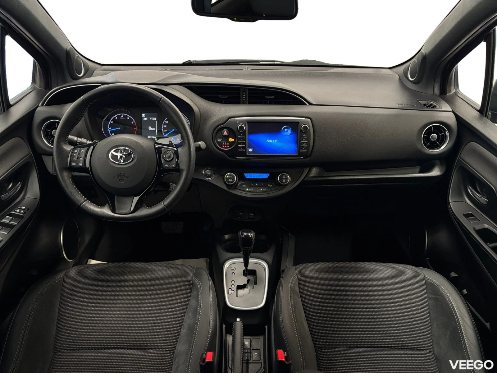 Toyota Yaris Luxury 1.5 82kW
