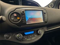 Toyota Yaris Luxury 1.5 82kW thumbnail