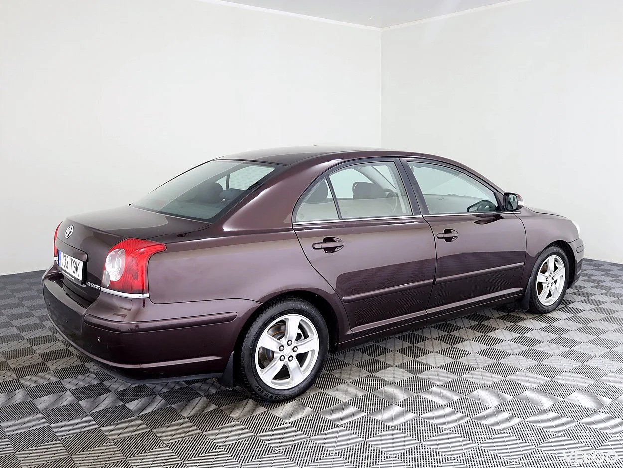 Toyota Avensis 1.8 95kW