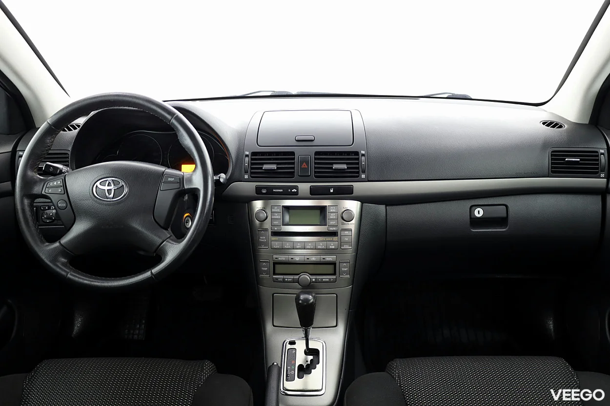 Toyota Avensis 1.8 95kW