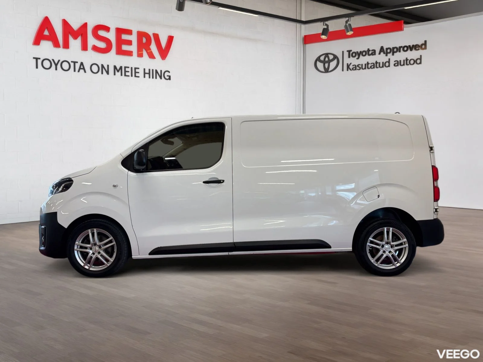 Toyota Proace Medium Professional Plus 2 90kW