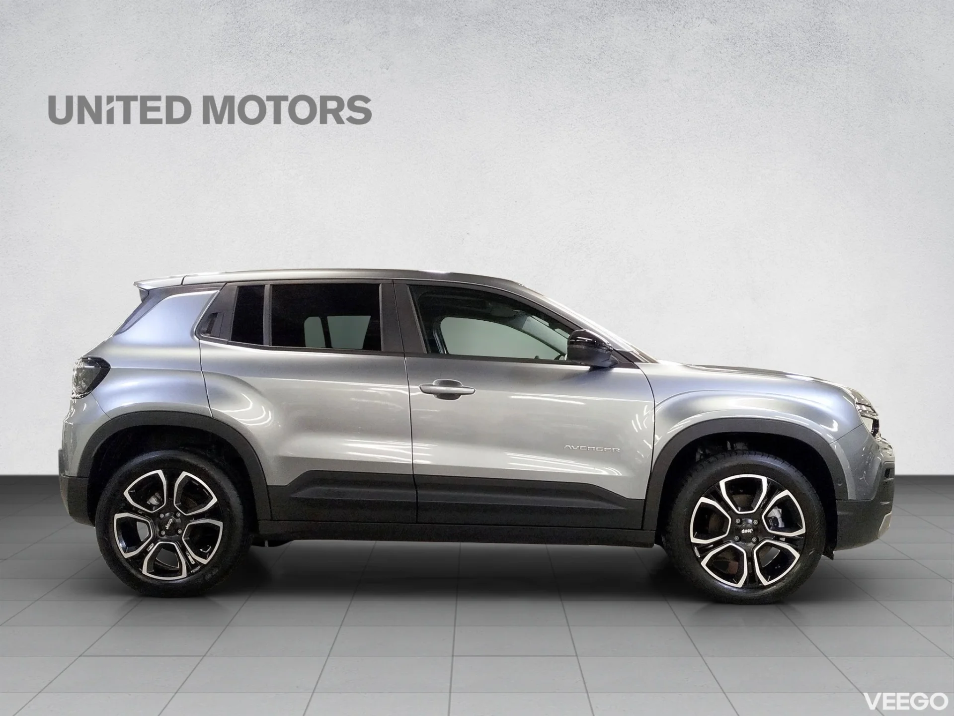 Jeep Avenger e-hybrid 100hp Summit 0kW