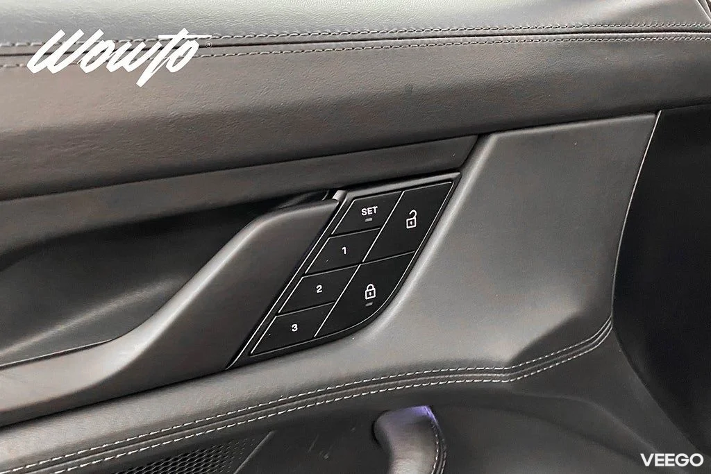 Porsche Taycan 4 Cross Turismo 381HK /18-Vägs /Bose /Pano 280kW