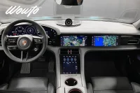 Porsche Taycan 4 Cross Turismo 381HK /18-Vägs /Bose /Pano 280kW