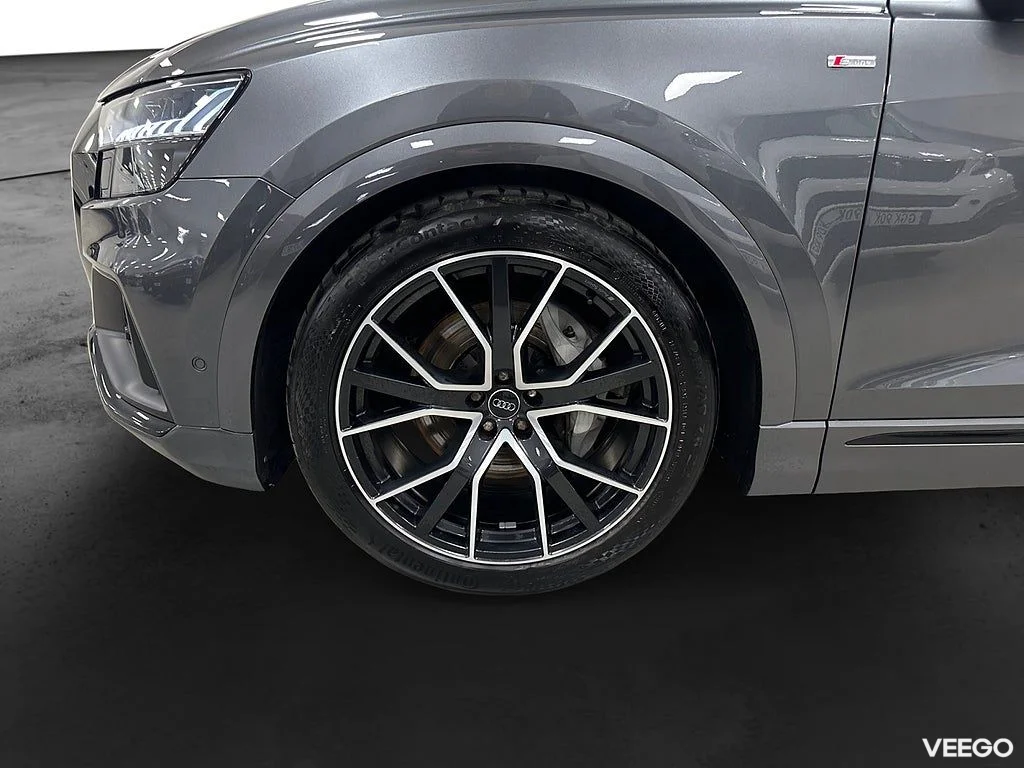 Audi Q8 50 TDI quattro S line 286hk / B&O / Pano / HD Matrix 210kW