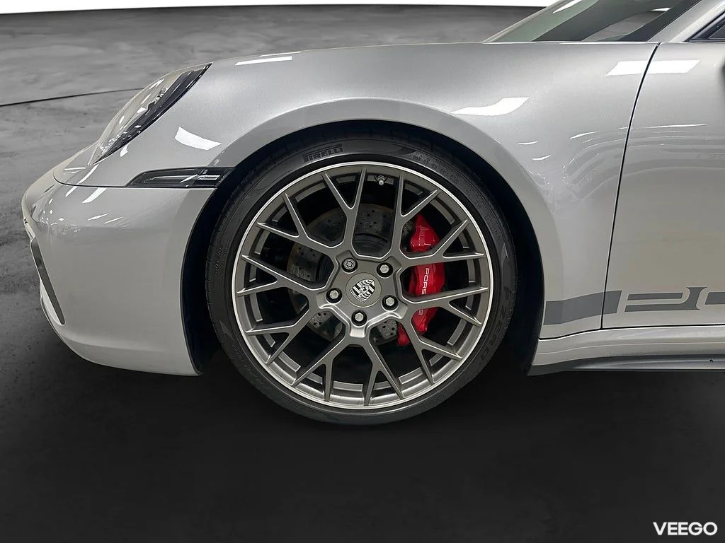 Porsche 911 992 Carrera S PDK 610HK Sport Chrono Svensksåld 331kW