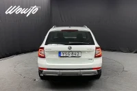 Skoda Octavia Scout 2.0 TDI SCR 4x4 DSG 150HK Adventure Drag 110kW thumbnail