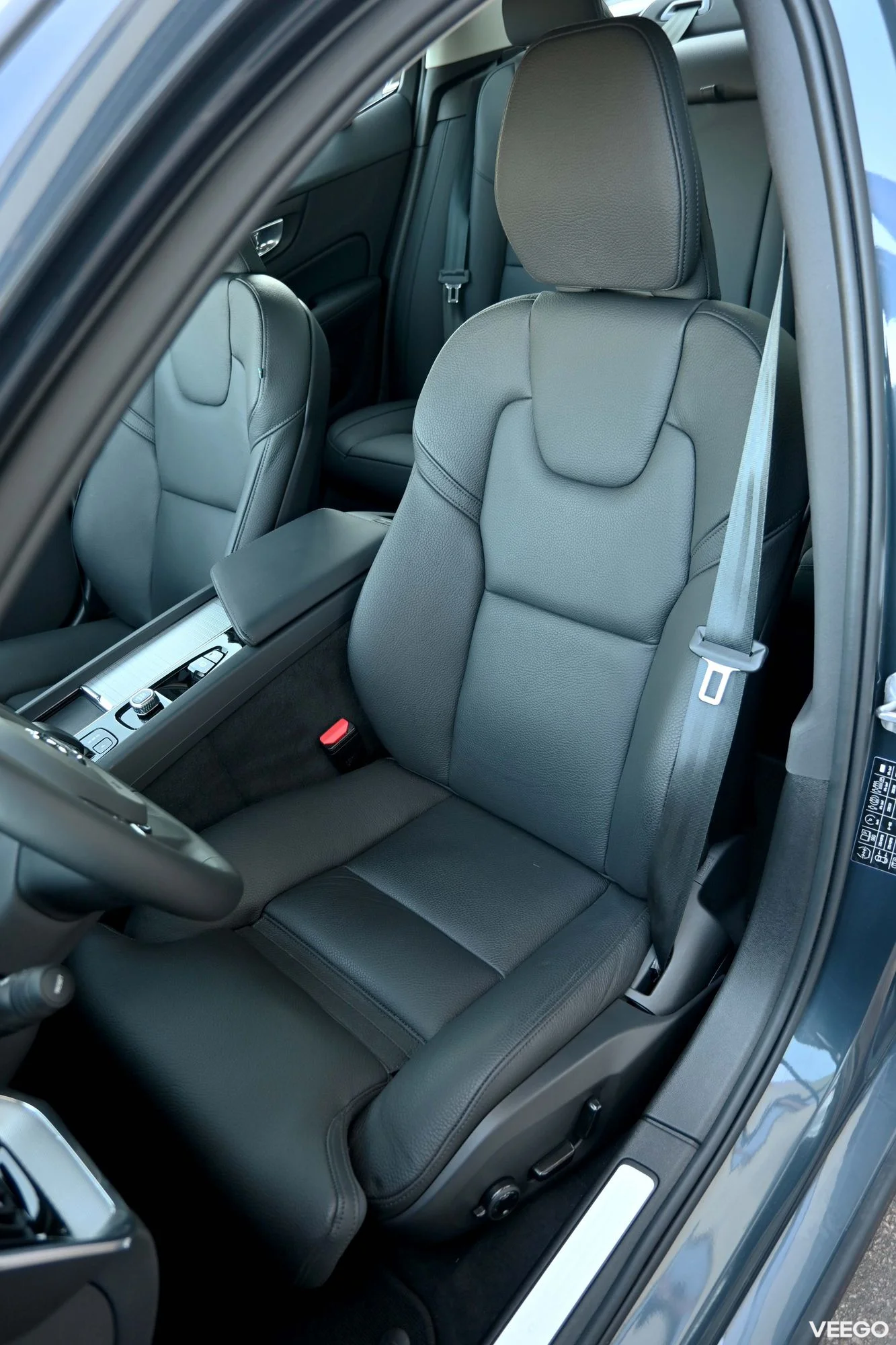 Volvo S60 AWD H&K ULTIMATE DARK INTELLI SAFE 2 184kW