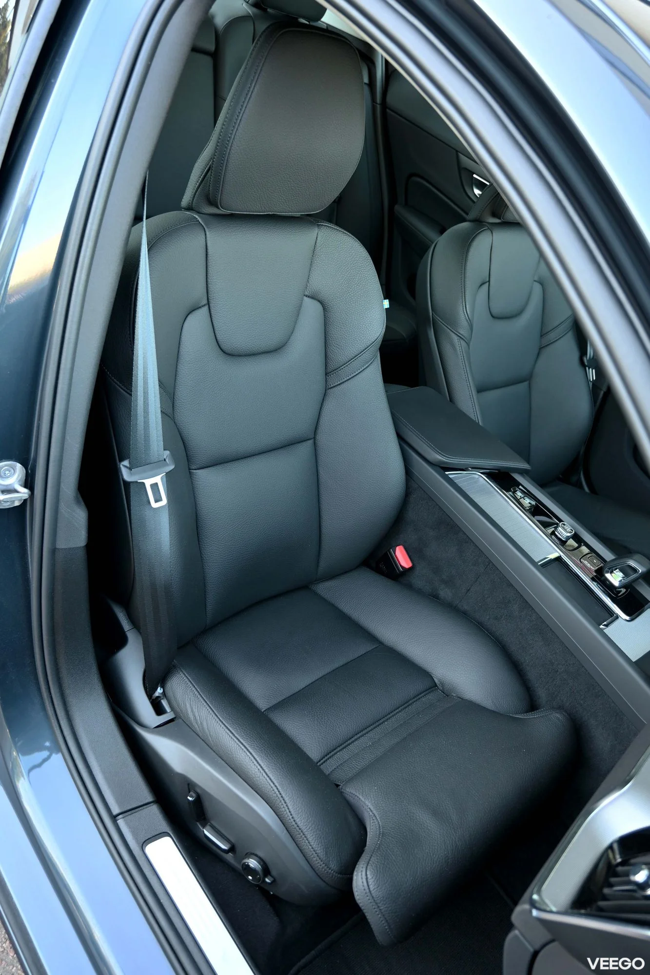 Volvo S60 AWD H&K ULTIMATE DARK INTELLI SAFE 2 184kW