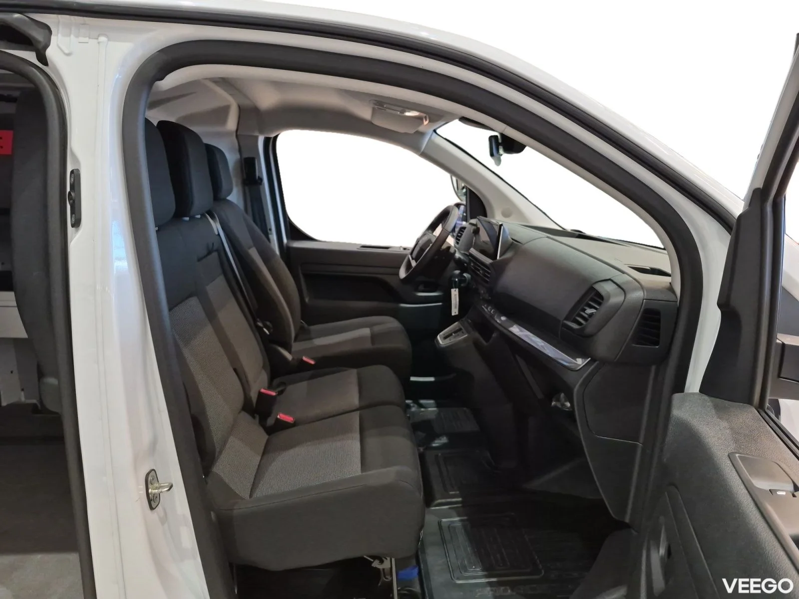 Toyota Proace Long van Professional Plus 106kW