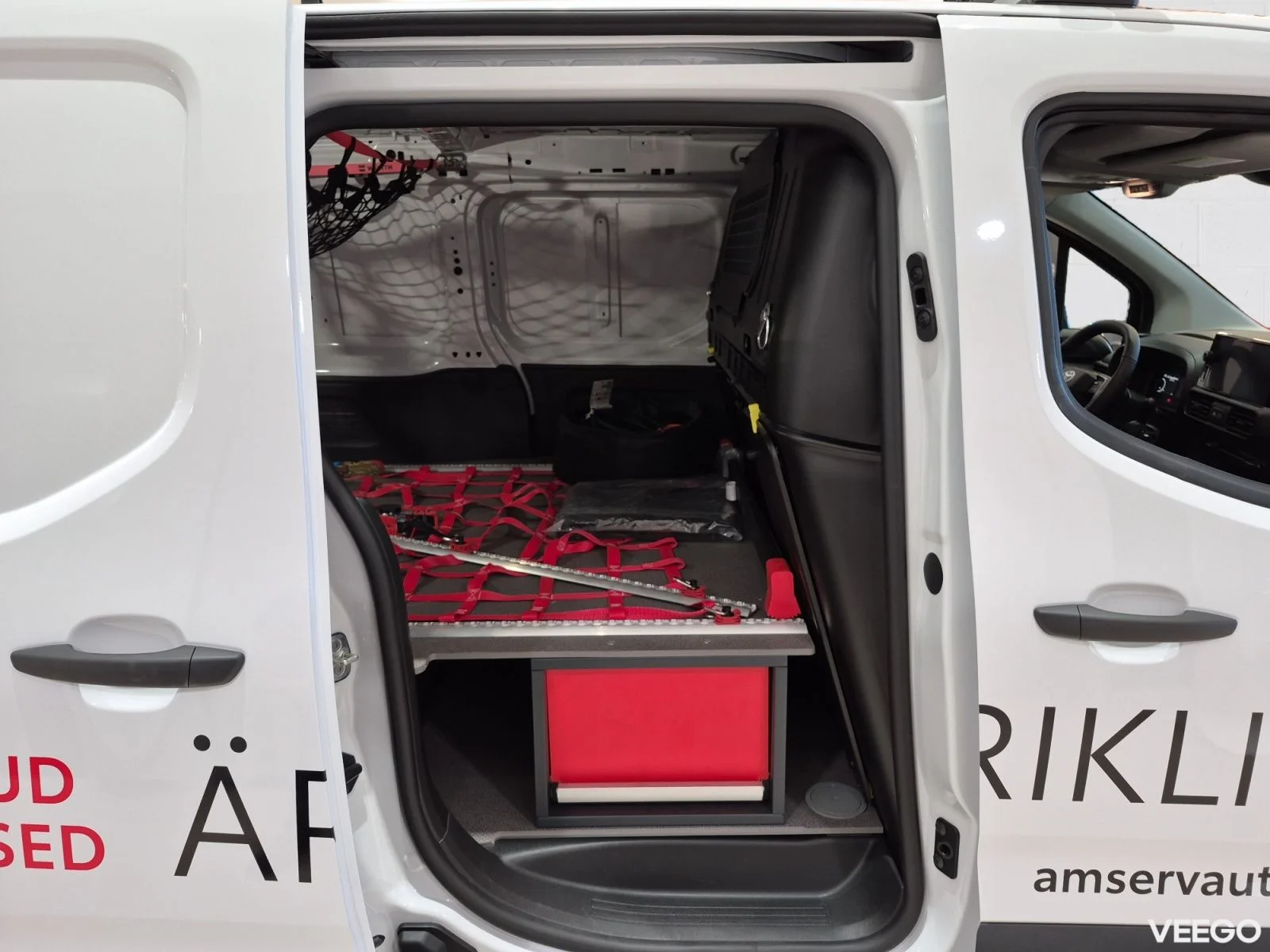 Toyota Proace City Panel Van Long EV Professional Plus Nord 62kW