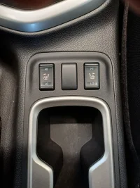 Nissan Navara 2.3 140kW thumbnail