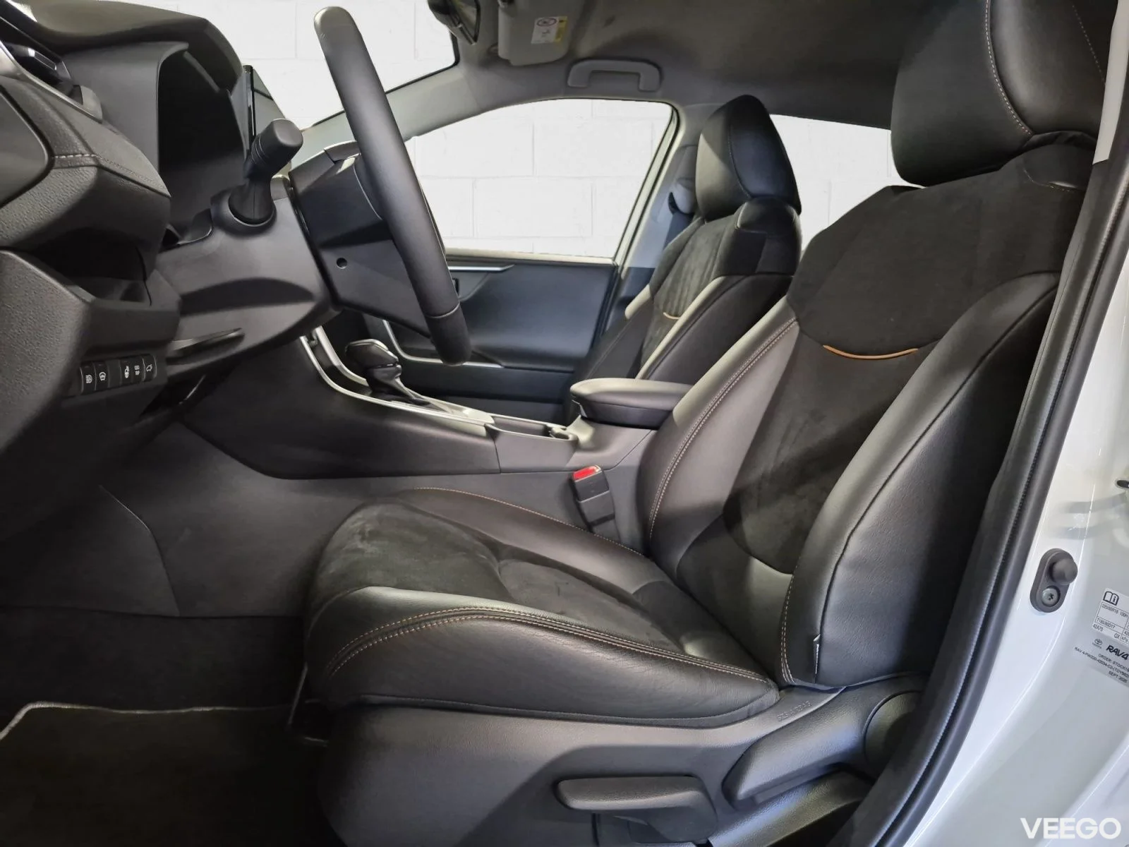 Toyota RAV4 Luxury Limited 2.5 131kW