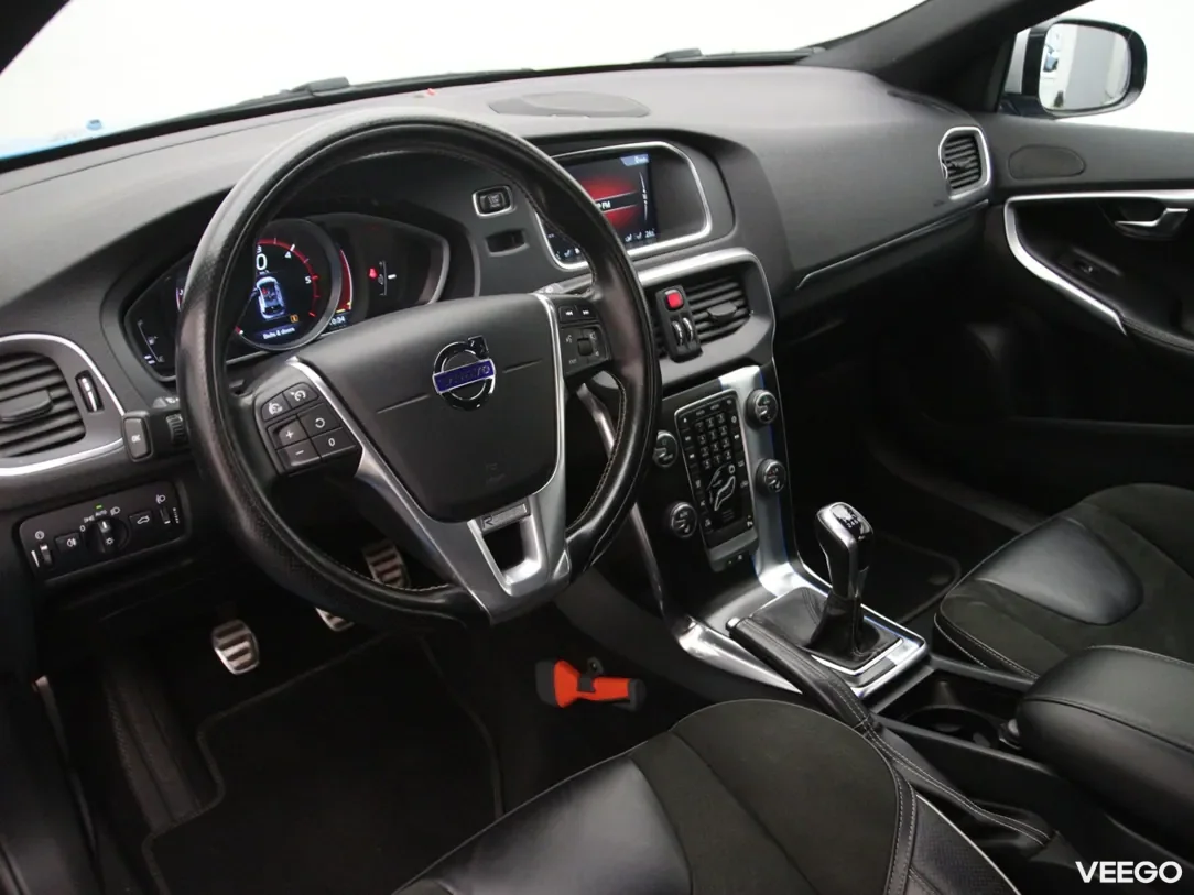 Volvo V40 2 140kW